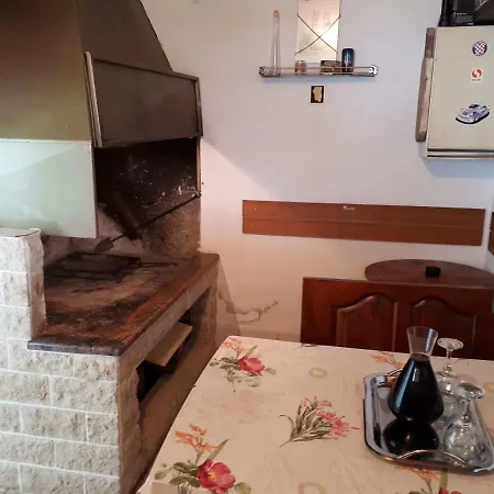 Seaside For 2 P * Trogir